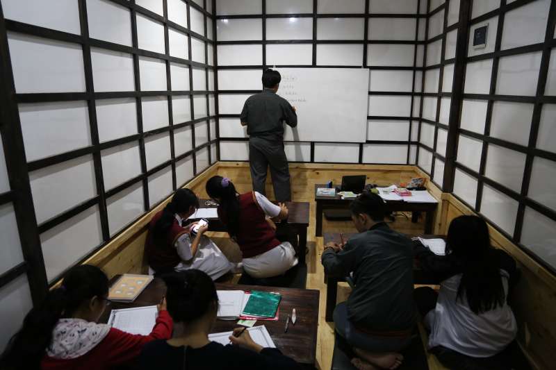 Kelas Jepang#|#|#|||0.2